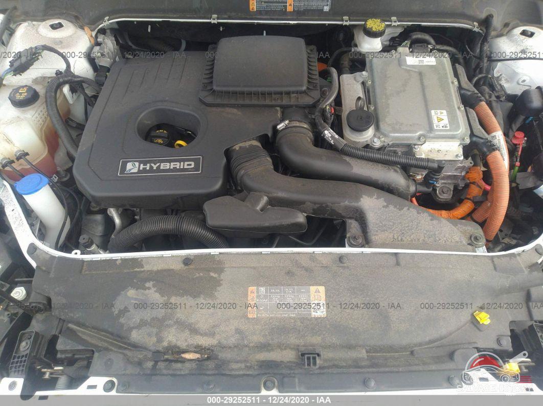 3FA6P0MU3KR140667 2019 FORD FUSION HYBRID photo no. 10