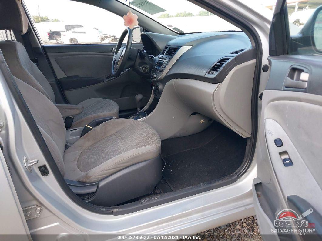 KMHCT4AE7FU842403 2015 HYUNDAI ACCENT photo no. 5