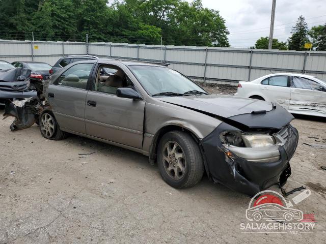 4T1BF22K2XU080207 1999 TOYOTA CAMRY photo no. 4