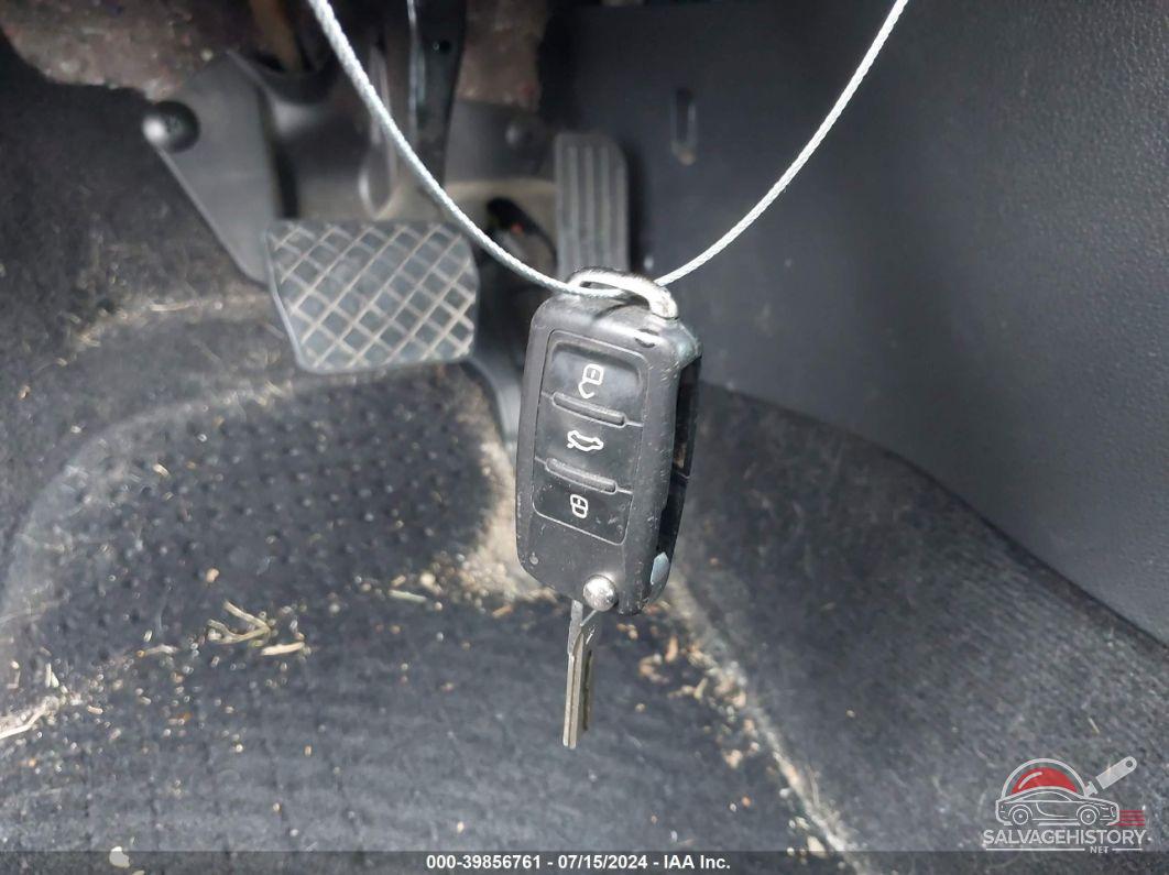 1VWBV7A3XFC038738 2015 VOLKSWAGEN PASSAT photo no. 11