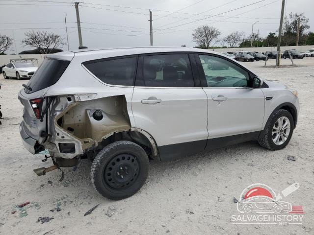 1FMCU9G96HUC07549 2017 FORD ESCAPE photo no. 3