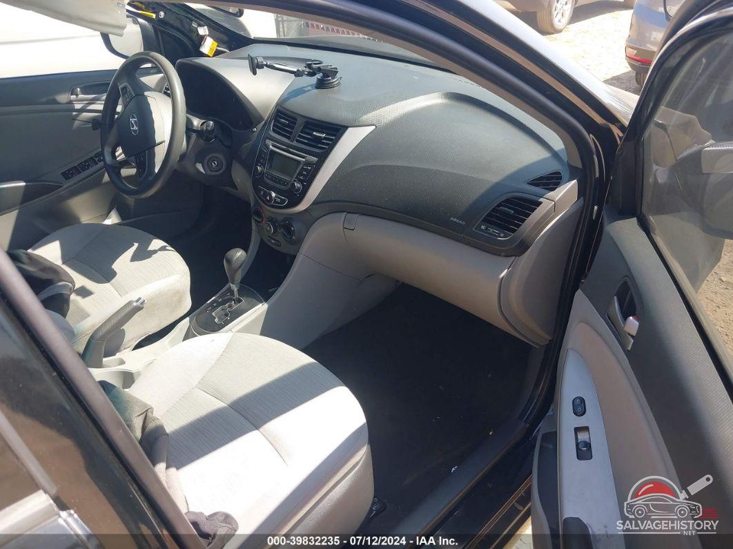 KMHCT4AE5HU357678 2017 HYUNDAI ACCENT photo no. 5