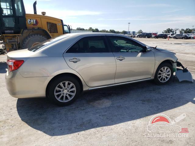 4T1BF1FK9EU427629 2014 TOYOTA CAMRY photo no. 3