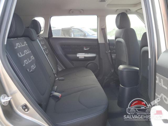 KNDJT2A62C7372865 2012 KIA SOUL photo no. 11