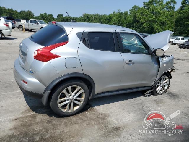 JN8AF5MV2CT114420 2012 NISSAN JUKE photo no. 3