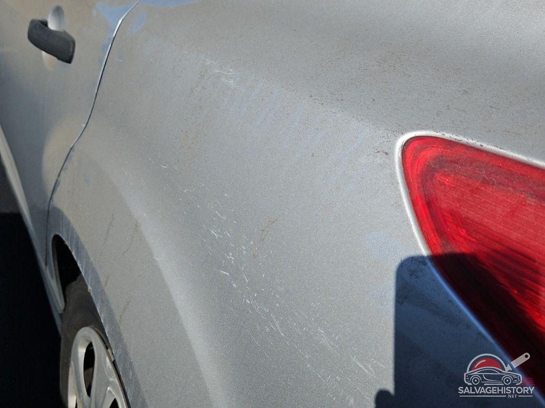 1FADP3E2XFL301980 2015 FORD FOCUS photo no. 5