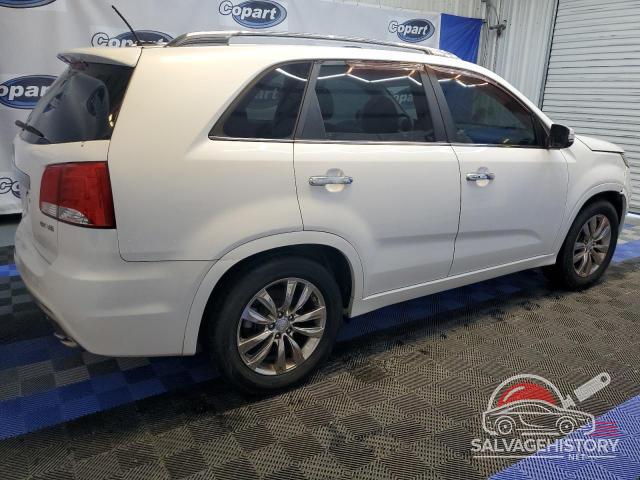 5XYKW4A2XBG094528 2011 KIA SORENTO photo no. 3