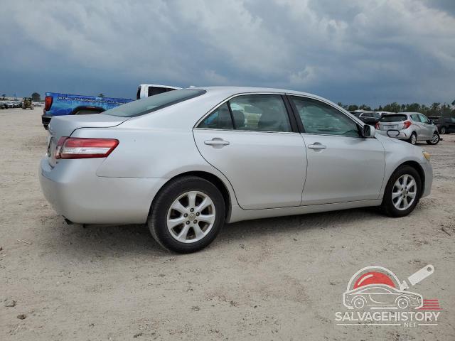 4T1BF3EK5BU138238 2011 TOYOTA CAMRY photo no. 3