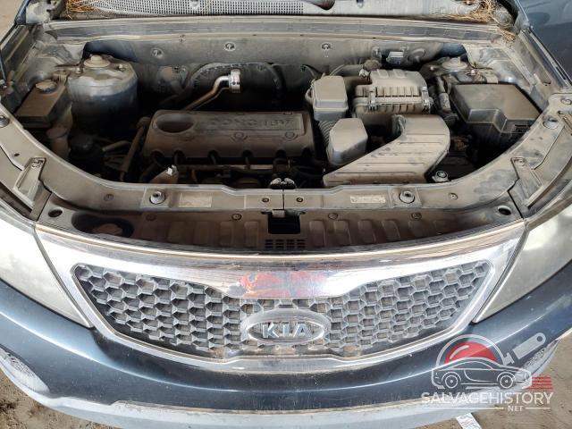 5XYKU3A14BG030279 2011 KIA SORENTO photo no. 11