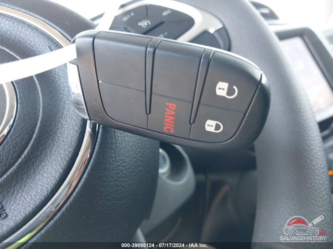 ZACNJDB10PPP69650 2023 JEEP RENEGADE photo no. 11