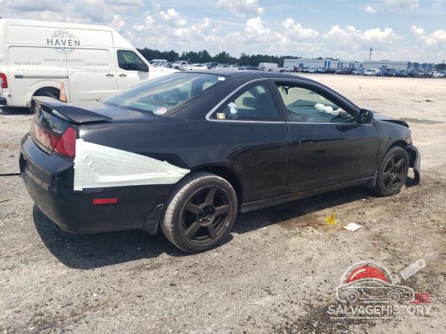 1HGCG32402A031161 2002 HONDA ACCORD photo no. 3