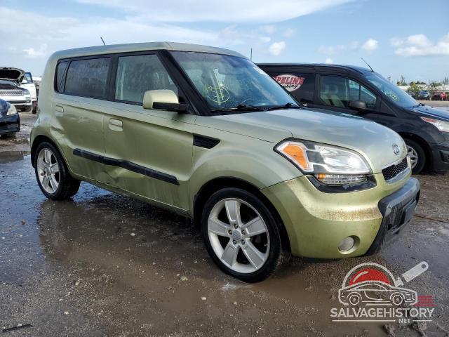 KNDJT2A21A7159108 2010 KIA SOUL photo no. 4