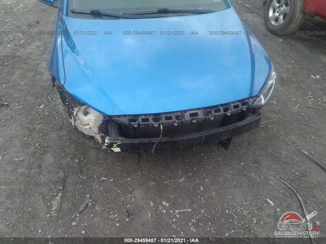 5NPD74LF4HH104820 2017 HYUNDAI ELANTRA photo no. 6