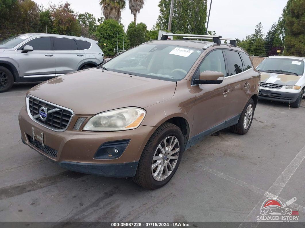 YV4992DZ6A2029538 2010 VOLVO XC60 photo no. 2