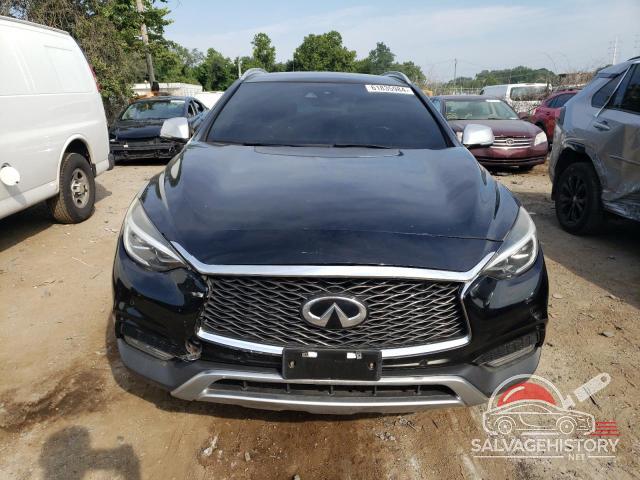 SJKCH5CR1JA048158 2018 INFINITI QX30 photo no. 5
