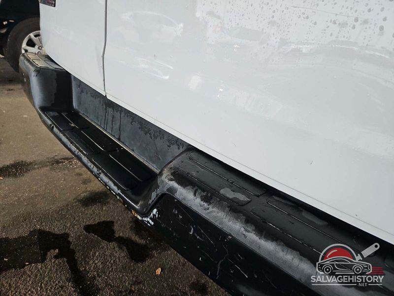 1GCWGAFG2K1243032 2019 CHEVROLET EXPRESS G2500 photo no. 7
