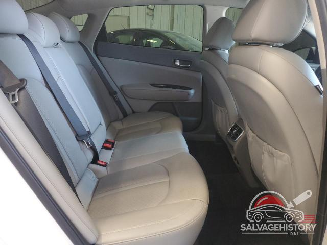 5XXGU4L37GG068949 2016 KIA OPTIMA photo no. 10