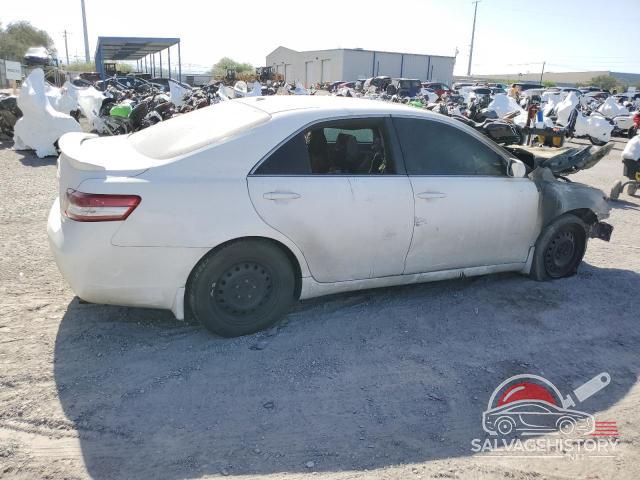 4T1BF3EK7AU532144 2010 TOYOTA CAMRY photo no. 3