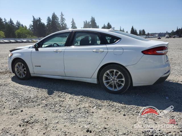 3FA6P0LU4KR205382 2019 FORD FUSION photo no. 2