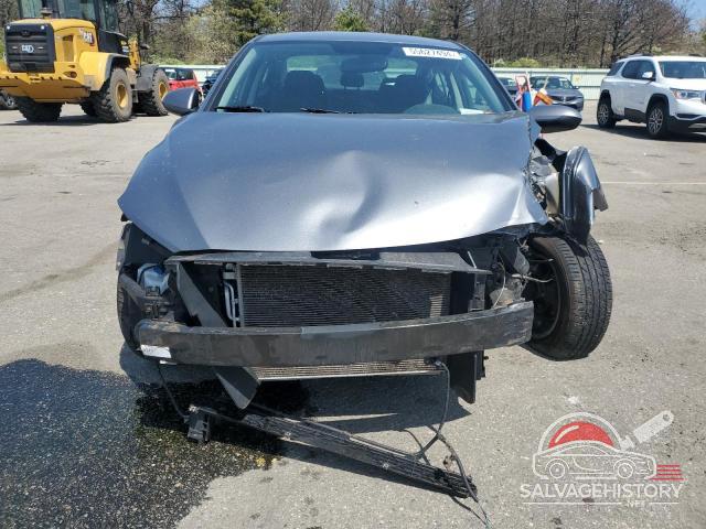 5NPD84LFXJH276014 2018 HYUNDAI ELANTRA photo no. 5