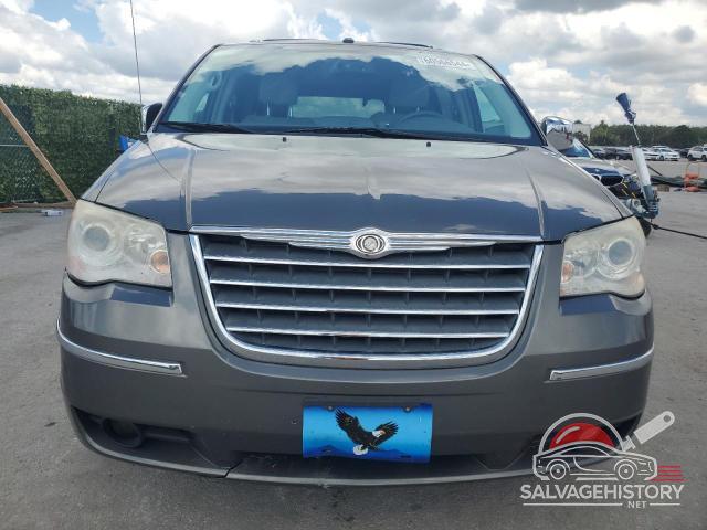 2A4RR7DX6AR414530 2010 CHRYSLER MINIVAN photo no. 5
