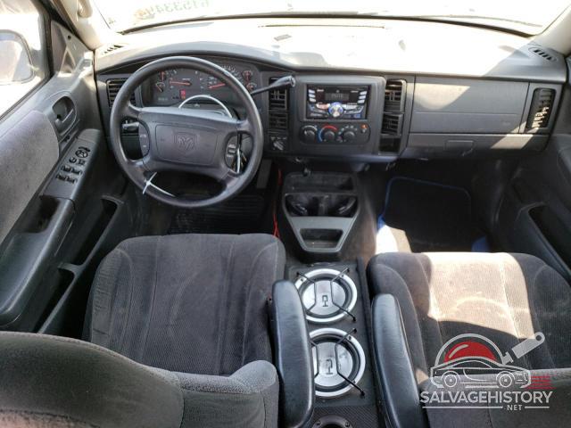 1D7HG38N34S770130 2004 DODGE DAKOTA photo no. 8