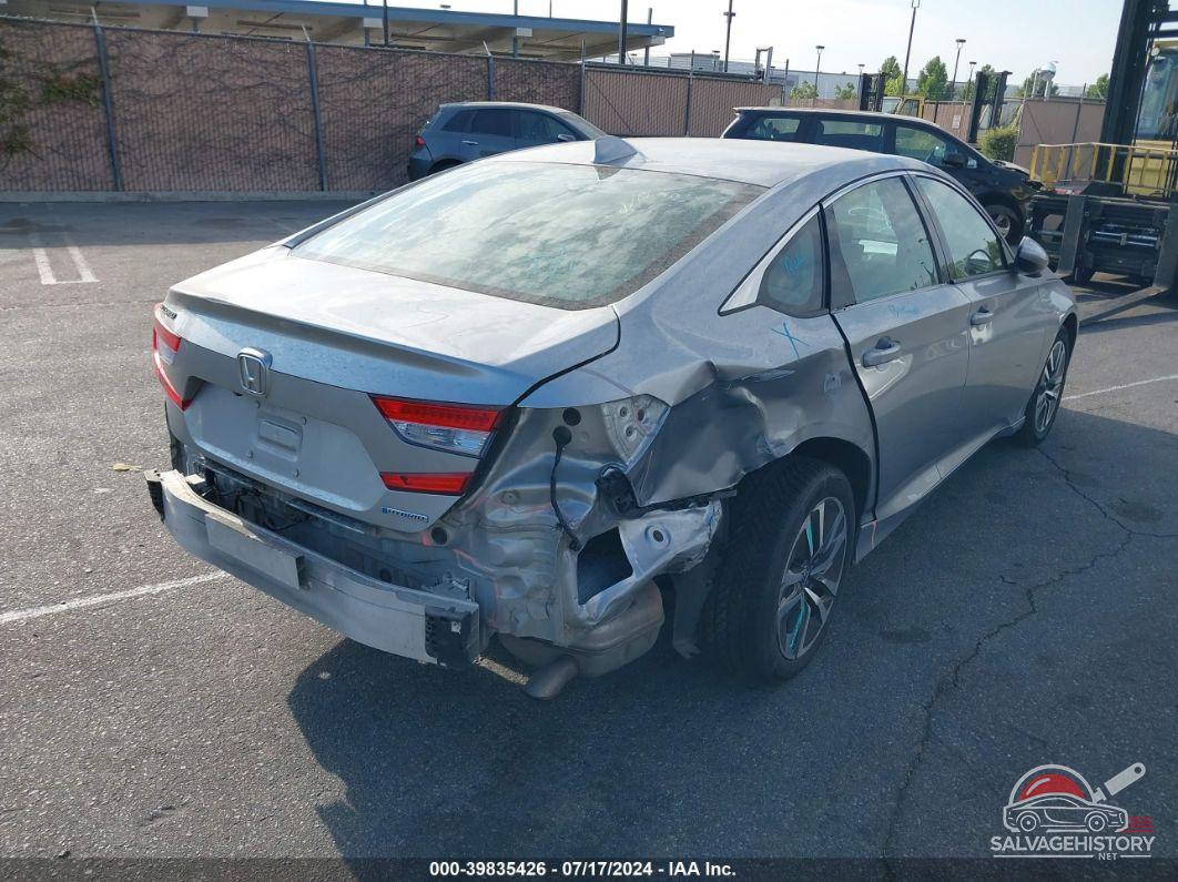 1HGCV3F19JA016002 2018 HONDA ACCORD HYBRID photo no. 4