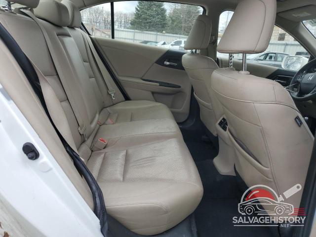 JHMCR6F50HC003899 2017 HONDA ACCORD photo no. 10