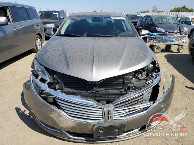 3LN6L2LU3GR628233 2016 04 MKZ photo no. 5