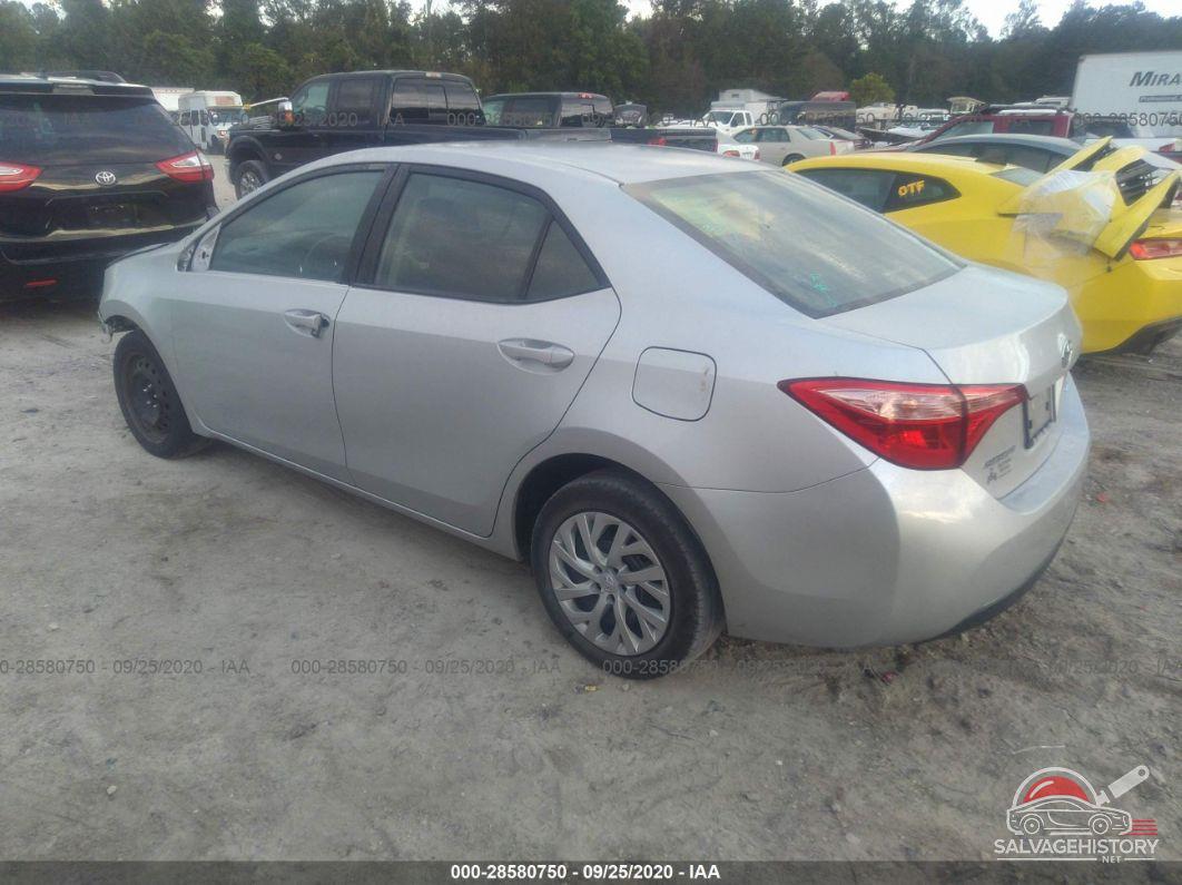 5YFBURHE3JP813440 2018 TOYOTA COROLLA photo no. 3