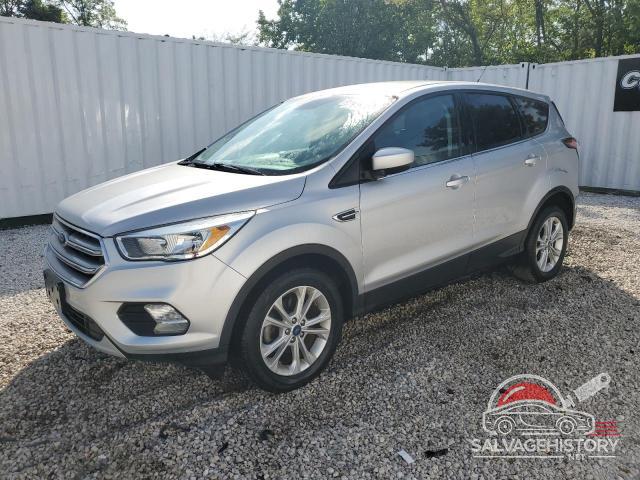 1FMCU0GD9HUB05825 2017 FORD ESCAPE photo no. 1