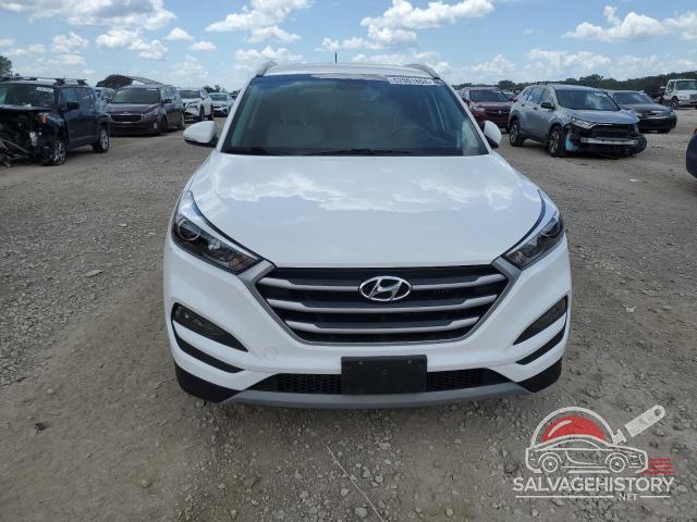 KM8J3CA27HU274325 2017 HYUNDAI TUCSON photo no. 5