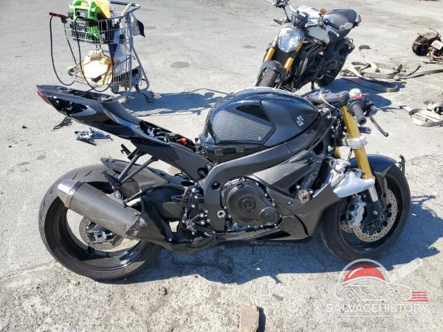 JS1GR7MA2G2101372 2016 SUZUKI GSXR750 photo no. 2