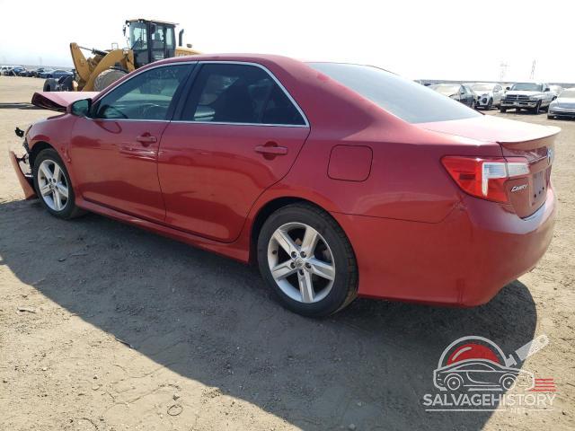 4T1BF1FK2EU753580 2014 TOYOTA CAMRY photo no. 2