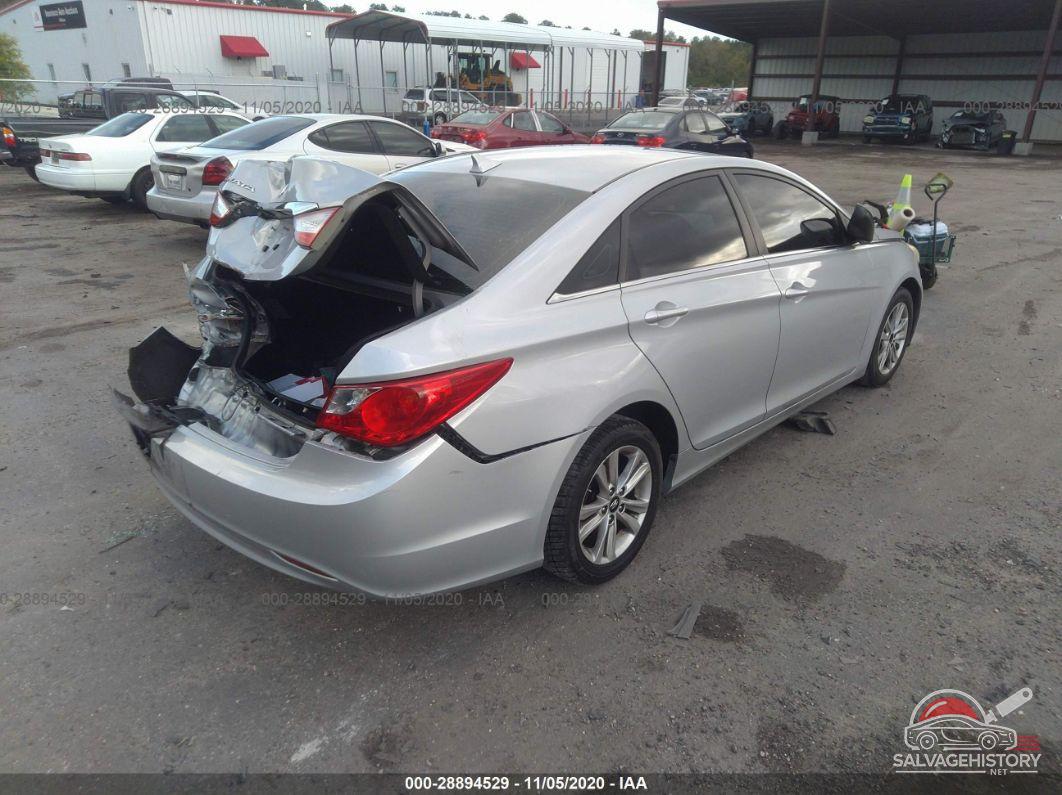 5NPEB4AC8BH112678 2011 HYUNDAI SONATA photo no. 4