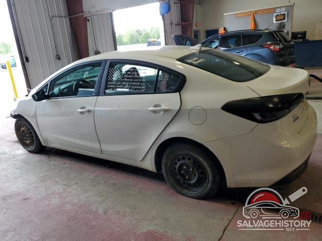 3KPFK4A71HE069130 2017 KIA FORTE photo no. 2