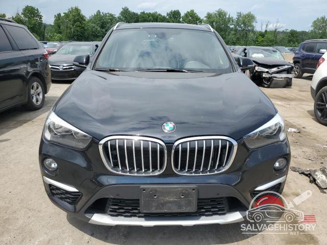 WBXHT3C30J5L30262 2018 BMW X1 photo no. 5