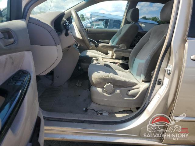 5TDZA23C14S176810 2004 TOYOTA All Models photo no. 7