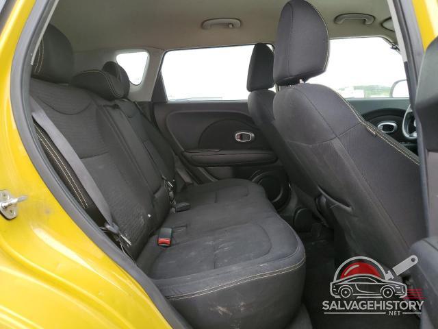 KNDJP3A54F7118807 2015 KIA SOUL + photo no. 10