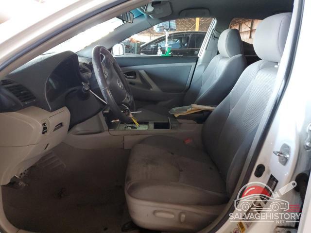4T1BF3EK1AU530132 2010 TOYOTA CAMRY photo no. 7