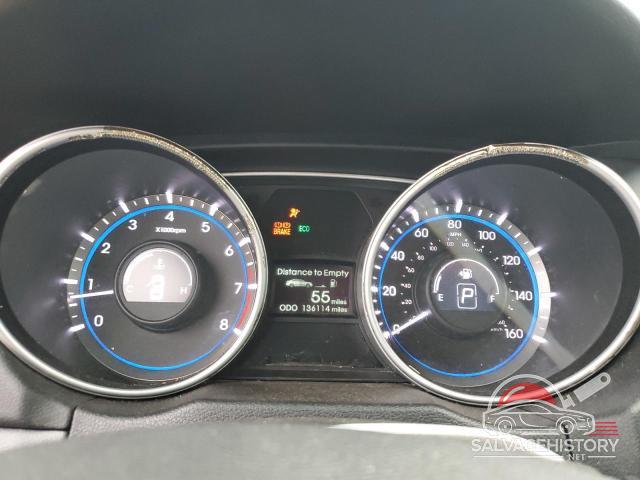 5NPEB4AC5CH476526 2012 HYUNDAI SONATA photo no. 9