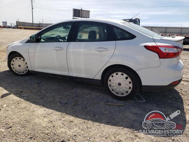 1FAHP3F21CL360167 2012 FORD FOCUS photo no. 2