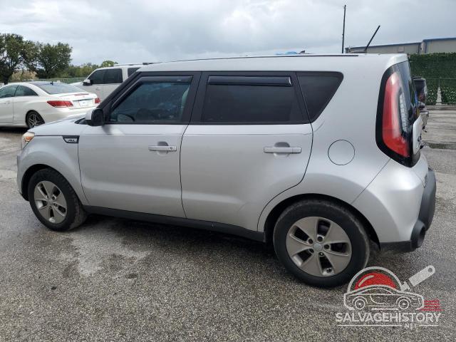 KNDJP3A54F7769919 2015 KIA SOUL photo no. 2