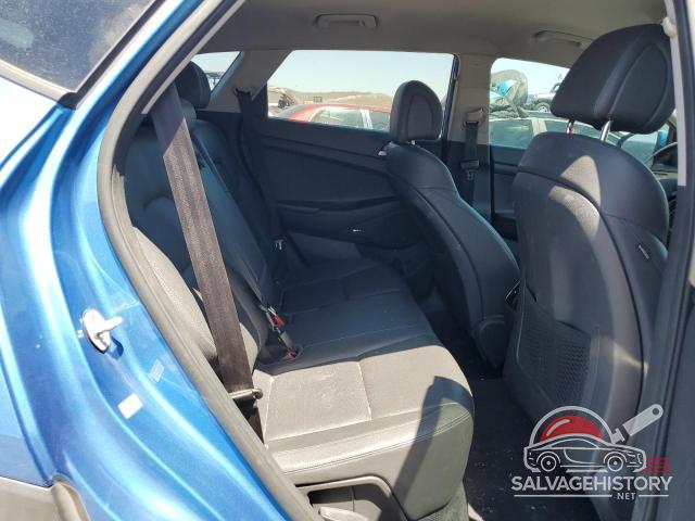 KM8J33A42JU646631 2018 HYUNDAI TUCSON photo no. 10