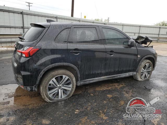 JA4ARUAU2RU002951 2024 MITSUBISHI OUTLANDER photo no. 3