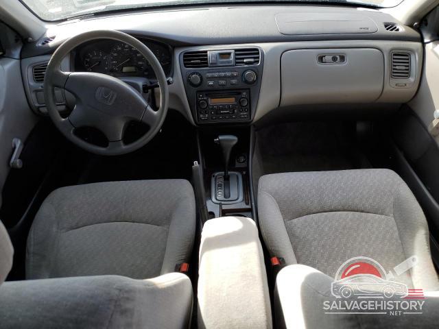 1HGCF86692A067619 2002 HONDA ACCORD photo no. 8