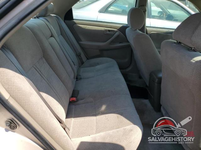 4T1BG22K71U114940 2001 TOYOTA CAMRY photo no. 10