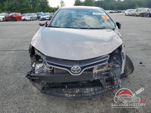 2T1BURHE5FC231217 2015 TOYOTA COROLLA photo no. 5