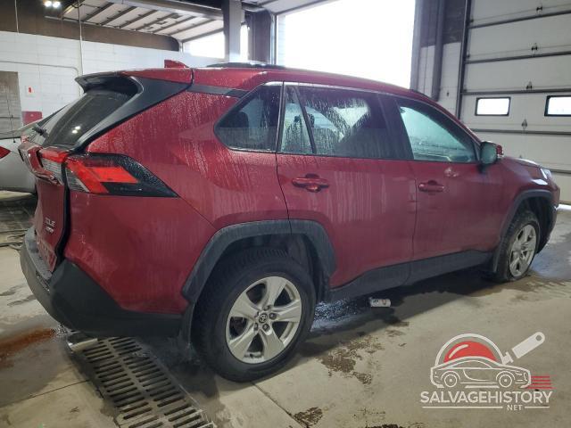 2T3P1RFV6MW185546 2021 TOYOTA RAV4 photo no. 3