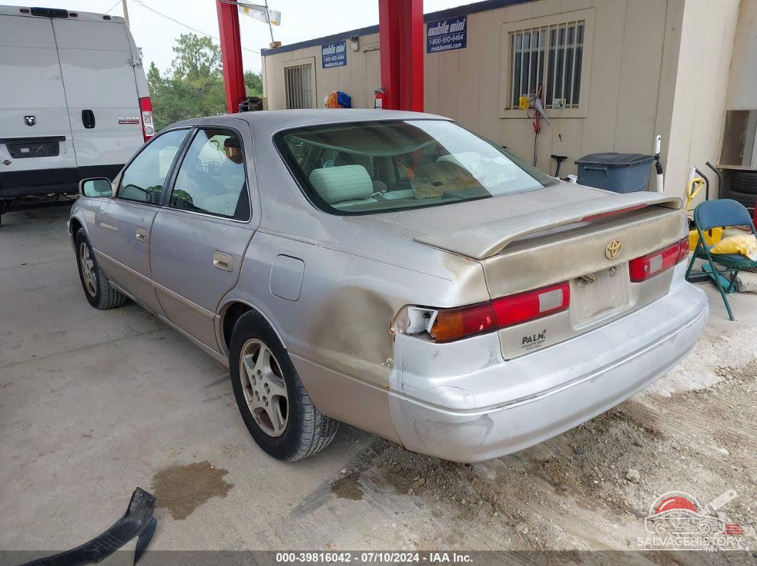 4T1BF22KXVU912972 1997 TOYOTA CAMRY photo no. 3
